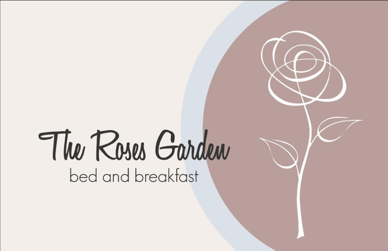 Bed and Breakfast The Roses Garden Ла-Маддалена Екстер'єр фото